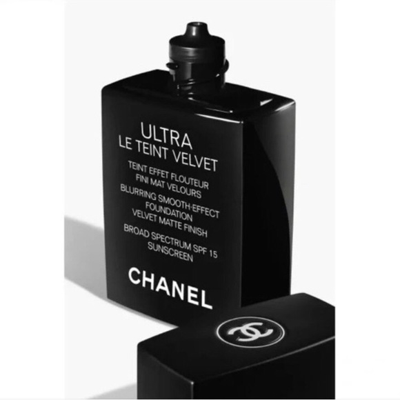 Chanel Ultra Le Teint Velvet B40 Foundation Velvet Matte Finish - Picture 2 of 5